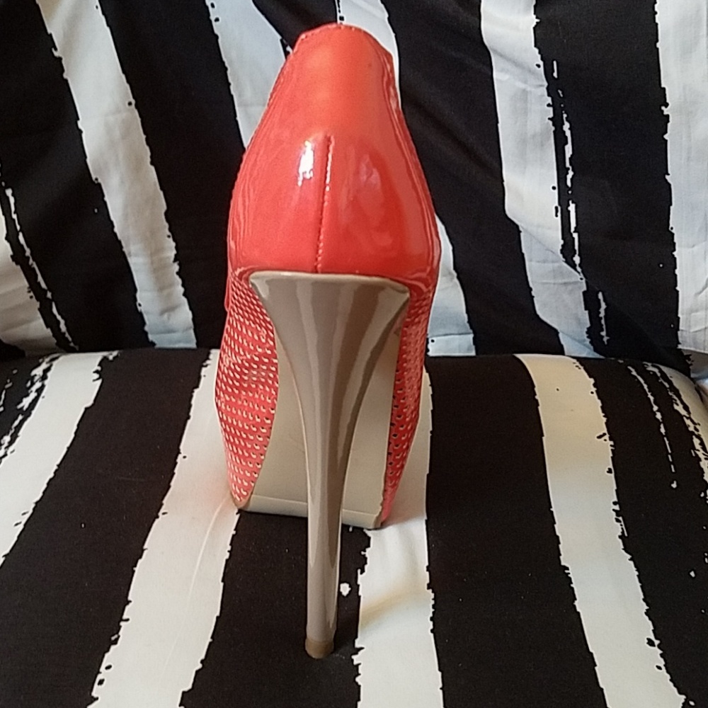Platform High Heels - Picture 4 of 5